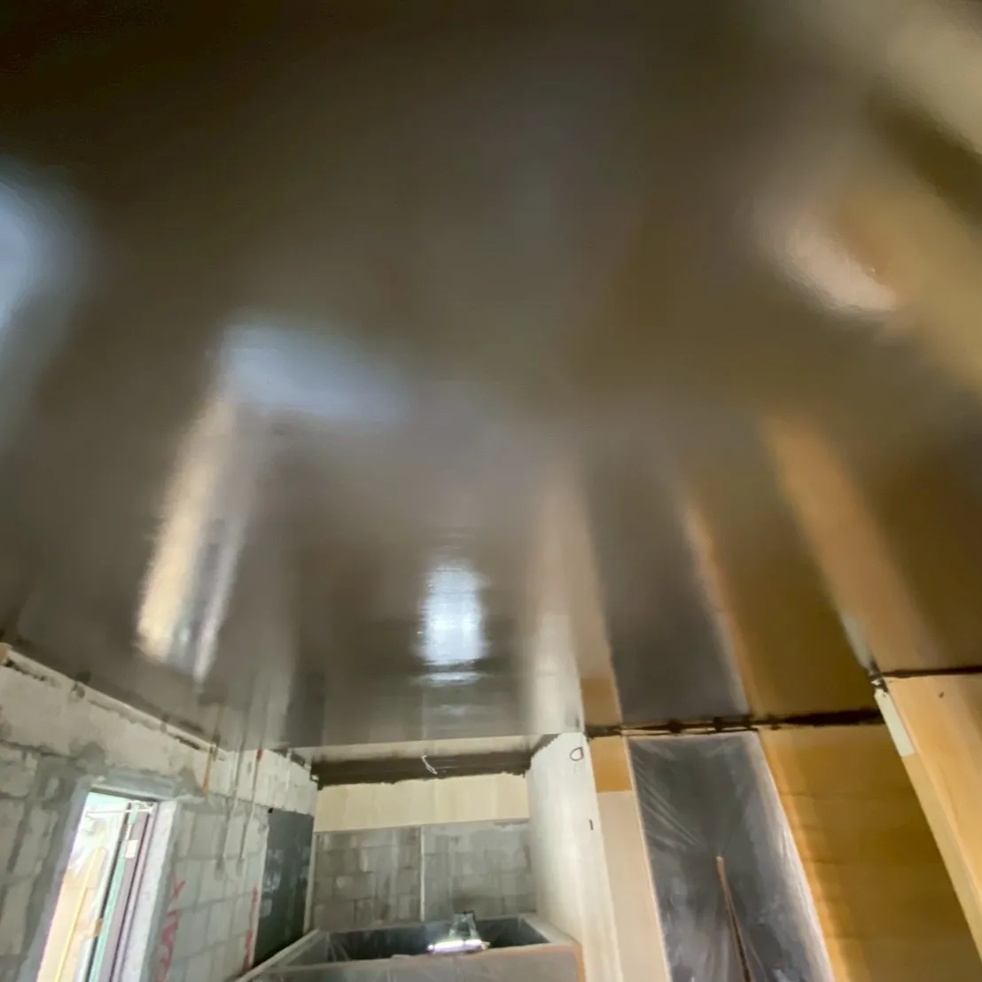 【内装塗装工事|パテ処理〜天井塗装仕上げまで】