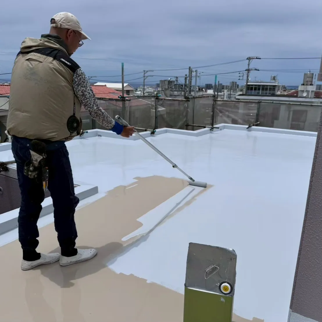 【外壁塗装+屋上防水工事|ビフォーアフター】