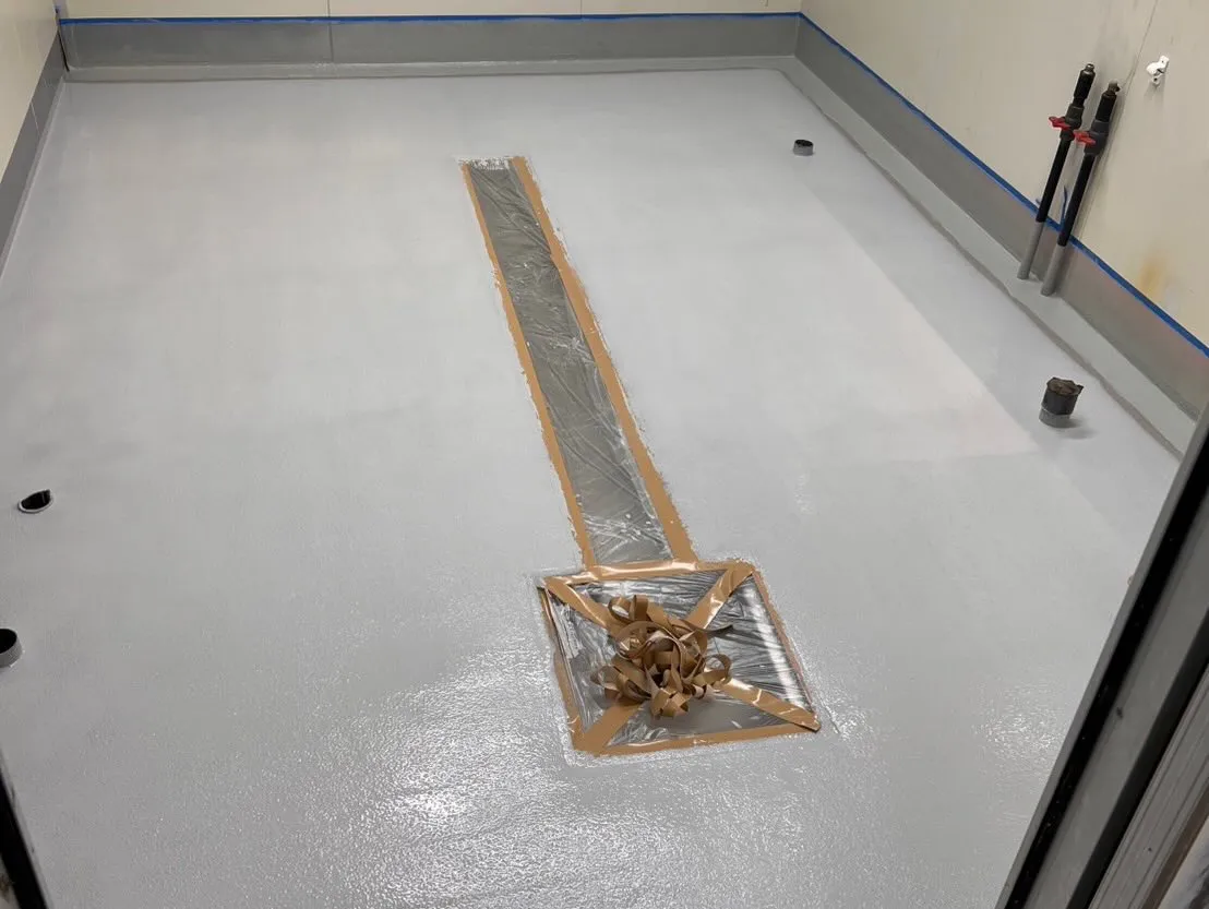 【北谷町｜鮮魚販売店様 作業場床 防水・防滑塗装工事】